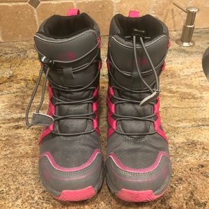 Winter boots North Face size 1